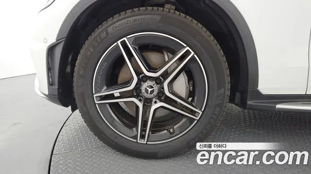 Mercedes-Benz GLC 2022 thumb 7