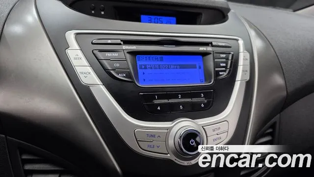 Hyundai Avante 2010 thumb 5