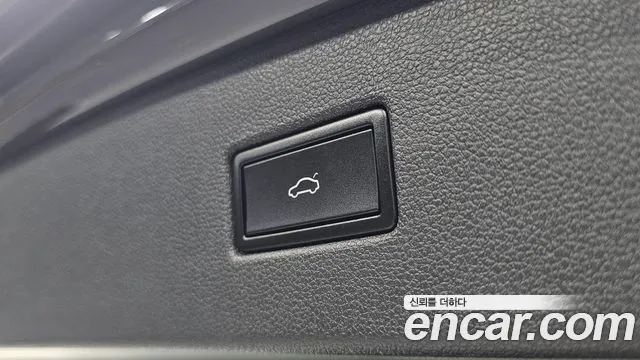 Volkswagen Tiguan 2020 thumb 3