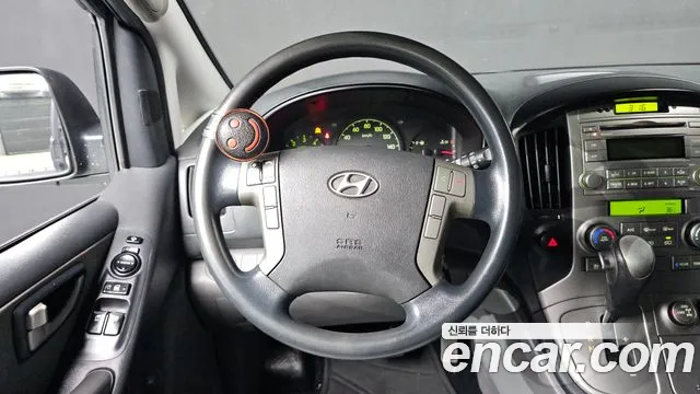 Hyundai Staria 2014 thumb 2