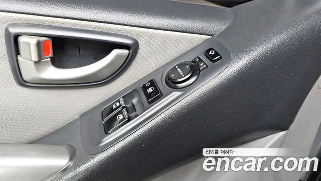Hyundai Staria 2014 thumb 5