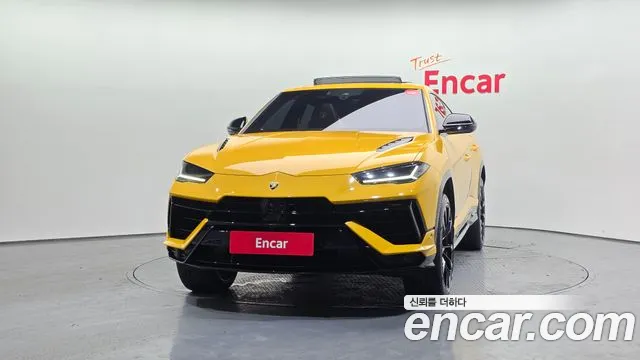 Lamborghini Urus 2024 thumb 12