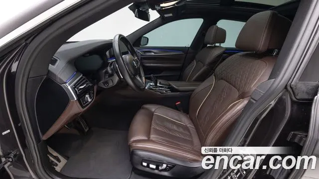 BMW 6 серии Gran Turismo 2022 thumb 5