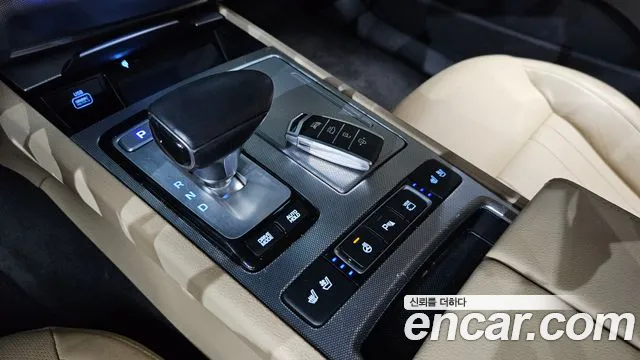 Genesis G80 2019 thumb 10