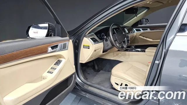 Genesis G80 2019 thumb 4