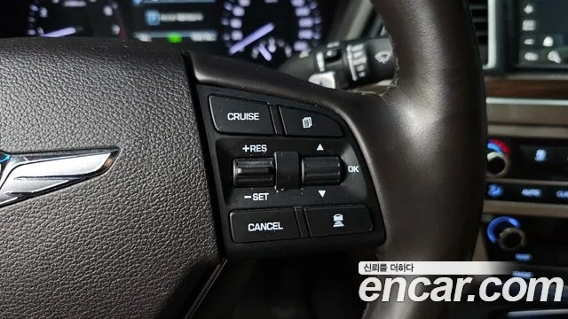 Genesis G80 2019 thumb 2
