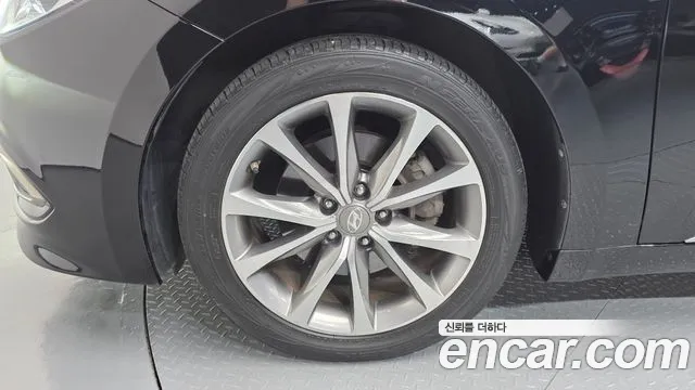 Hyundai Grandeur 2014 thumb 5