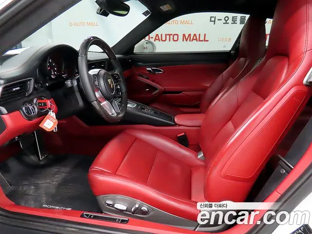 Porsche 911 2016 thumb 12