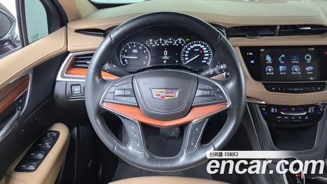 Cadillac XT5 2019 thumb 12