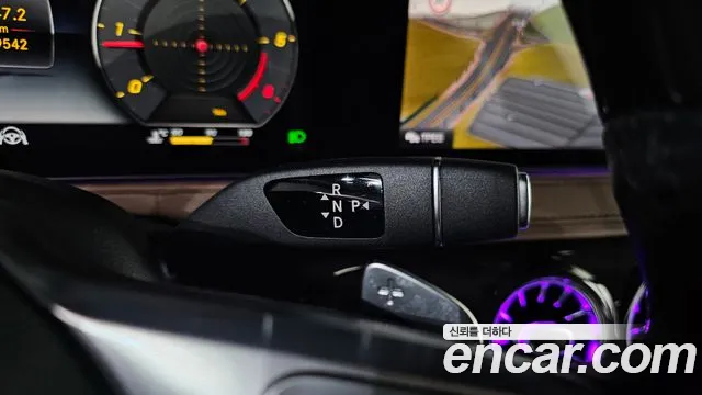 Mercedes-Benz S-Class 2020 thumb 12