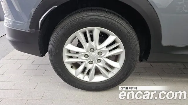 KGM Korando 2019 thumb 5