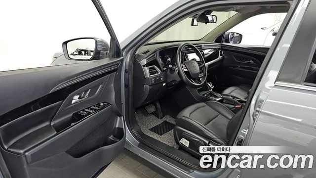KGM Korando 2019 thumb 11