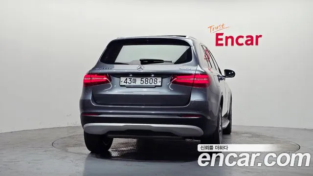 Mercedes-Benz GLC 2019 thumb 12