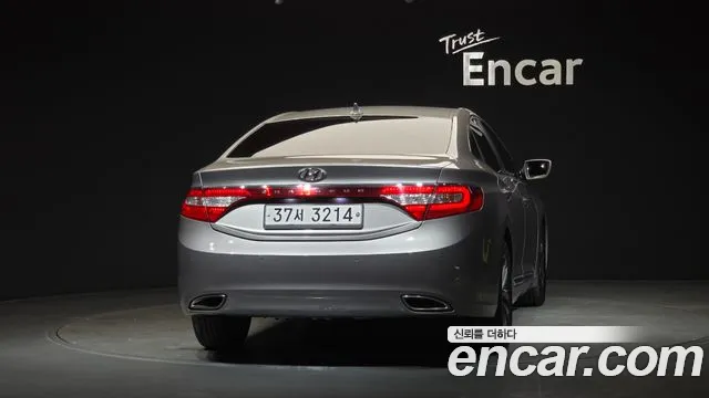 Hyundai Grandeur 2011 thumb 4