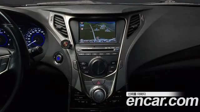 Hyundai Grandeur 2011 thumb 11