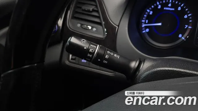 Hyundai Grandeur 2011 thumb 8