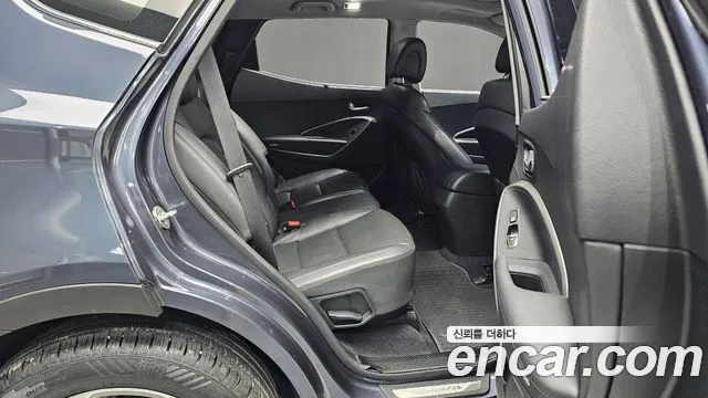 Hyundai Santafe 2016 thumb 4