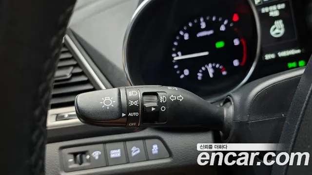 Hyundai Santafe 2016 thumb 5
