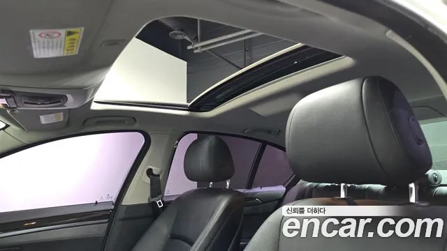 BMW 5 серии 2016 thumb 6