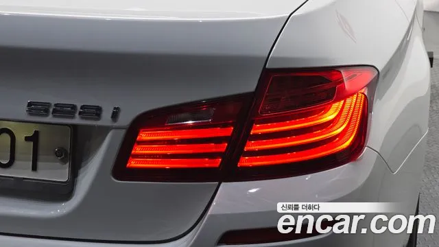 BMW 5 серии 2016 thumb 3