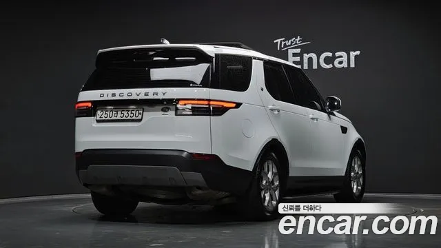 Land Rover Discovery 2019 thumb 8