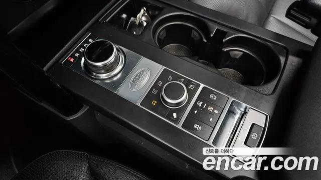 Land Rover Discovery 2019 thumb 7