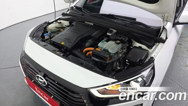 Hyundai Ioniq Hybrid 2017 thumb 5