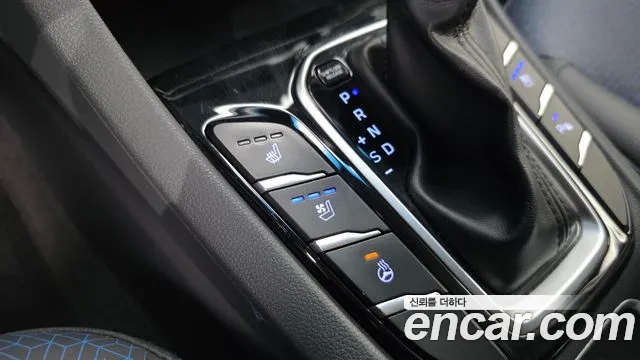 Hyundai Ioniq Hybrid 2017 thumb 6