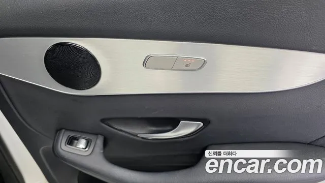Mercedes-Benz GLC 2019 thumb 7