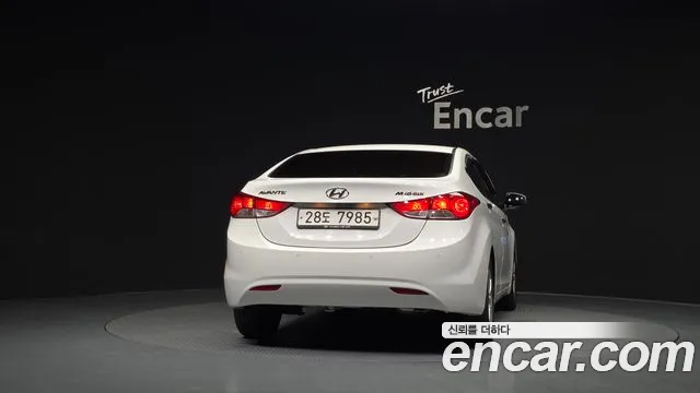 Hyundai Avante 2011 thumb 5
