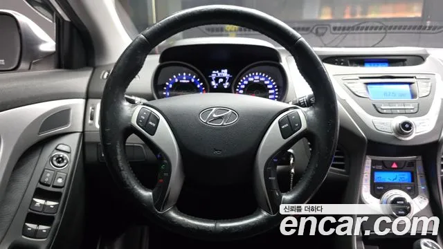 Hyundai Avante 2011 thumb 2