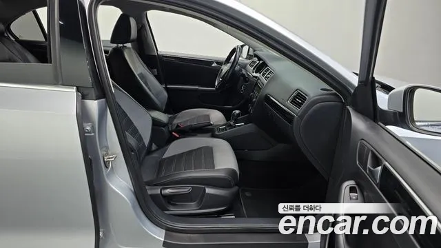 Volkswagen Jetta 2015 thumb 5
