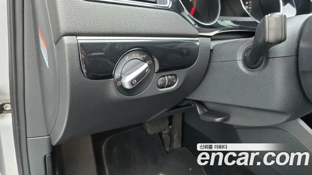 Volkswagen Jetta 2015 thumb 9