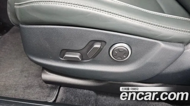 Genesis GV70 2023 thumb 11