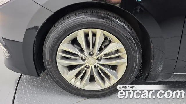 Hyundai Grandeur 2015 thumb 5