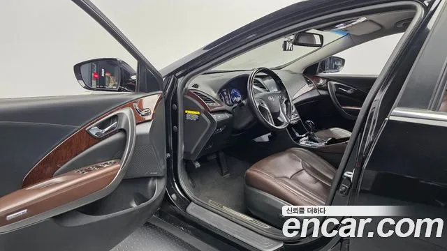 Hyundai Grandeur 2015 thumb 12