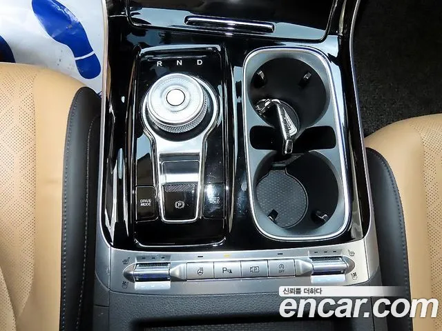 Kia Carnival 2023 thumb 7