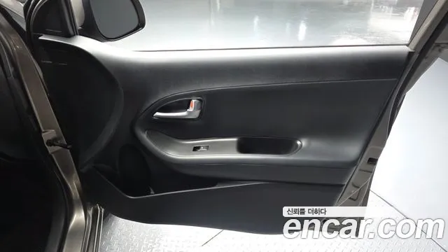 Kia Morning 2015 thumb 5