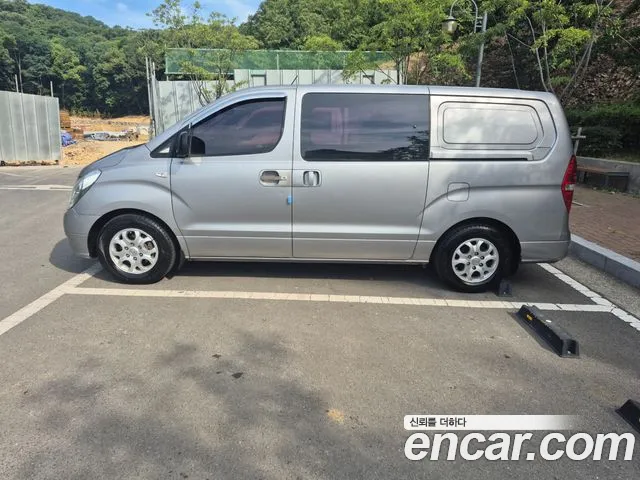 Hyundai Staria 2014 thumb 4