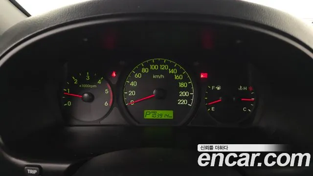 Hyundai Staria 2012 thumb 10
