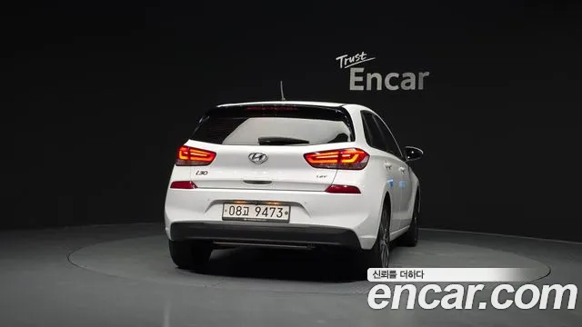 Hyundai i30 2016 thumb 3