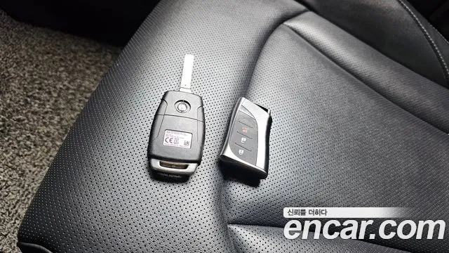 KGM Rexton 2018 thumb 6