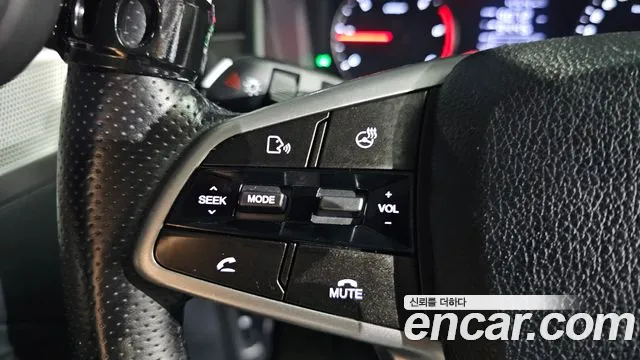 KGM Rexton 2018 thumb 7