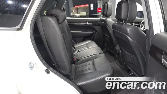 Kia Sorento 2010 thumb 12