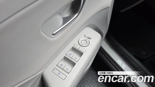 Hyundai Kona 2023 thumb 4