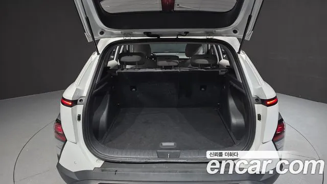 Hyundai Kona 2023 thumb 5