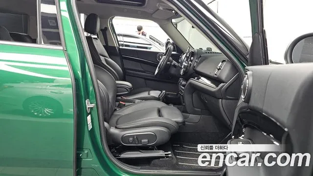 Mini Cooper Countryman 2023 thumb 7