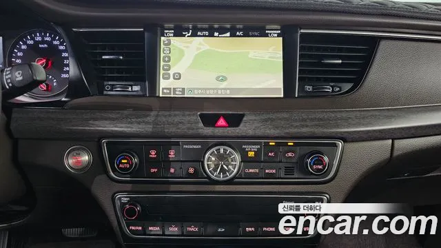 Kia K7 2016 thumb 9