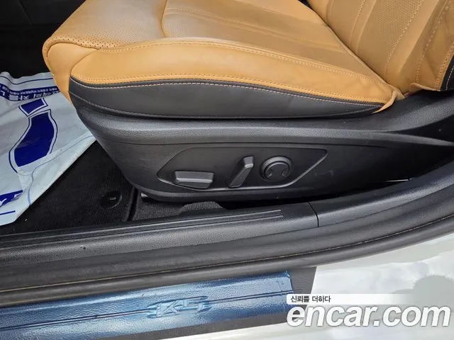 Kia K5 2023 thumb 2