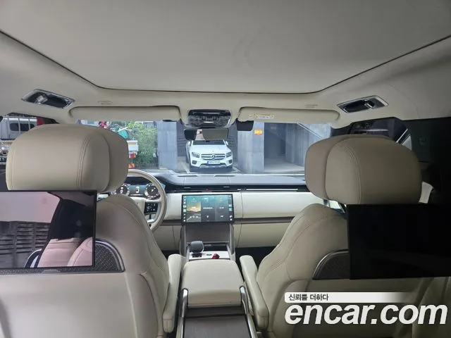Land Rover Range Rover 2024 thumb 4